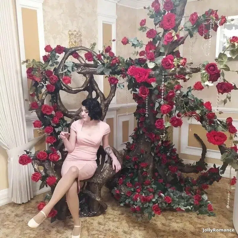 Yuliya Profile image 1