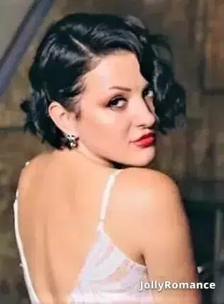 Yuliya Profile image 2