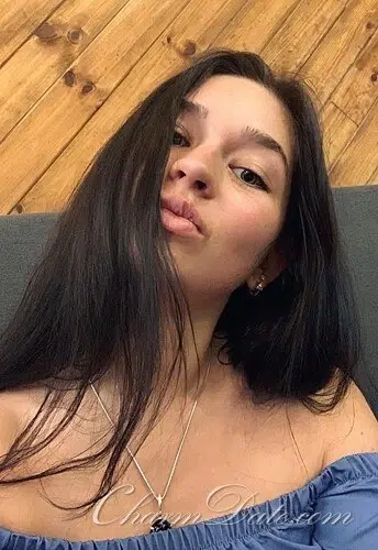 Alya Profile image 2