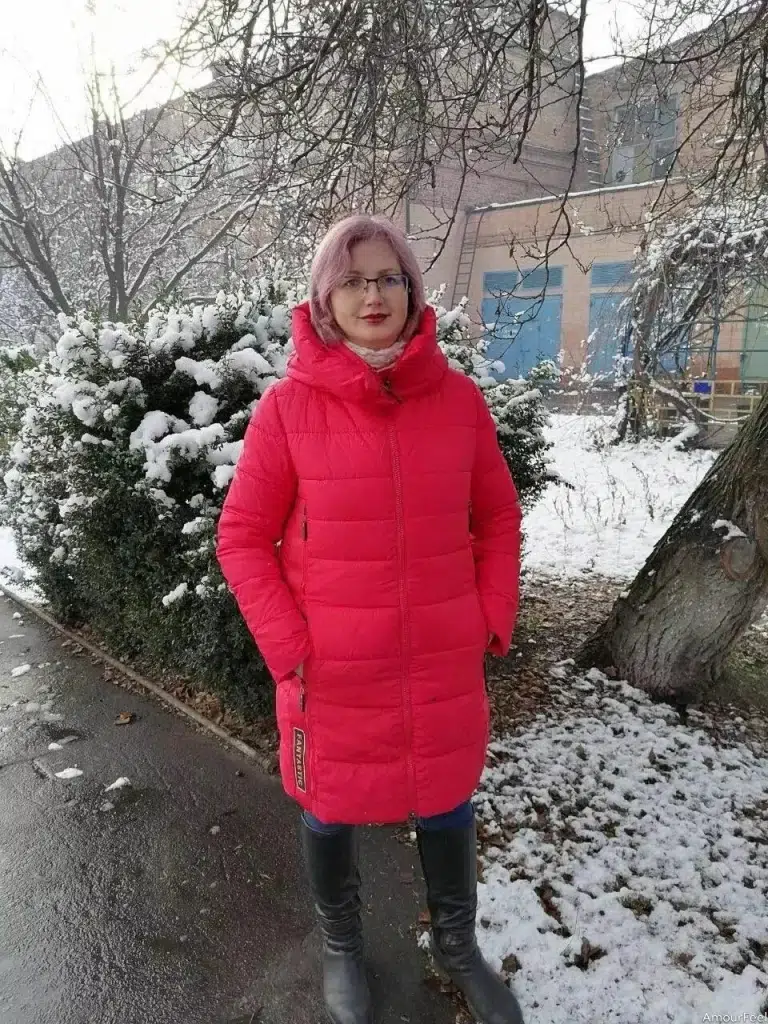 Krystyna Profile image 3