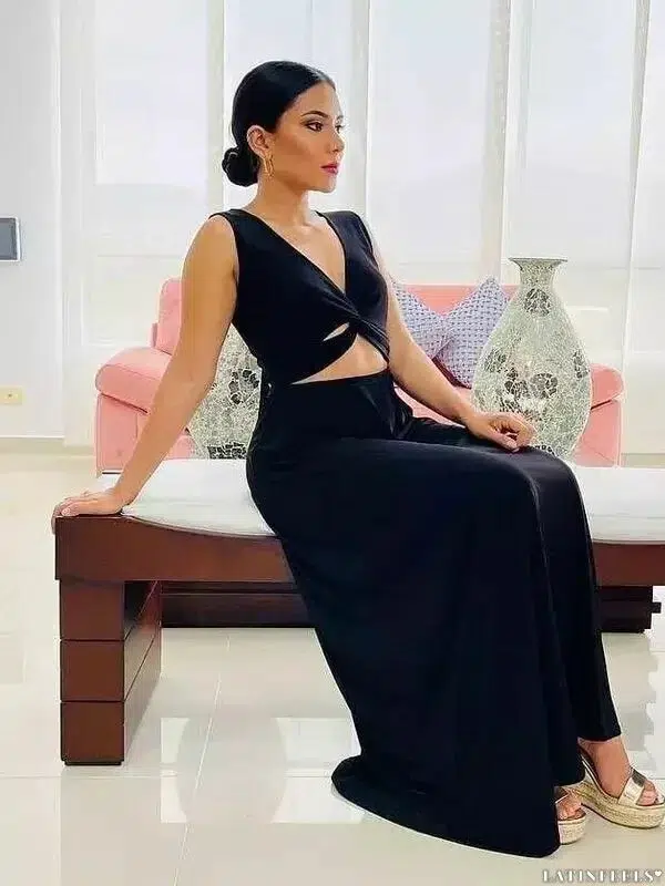 Yadira Profile image 4