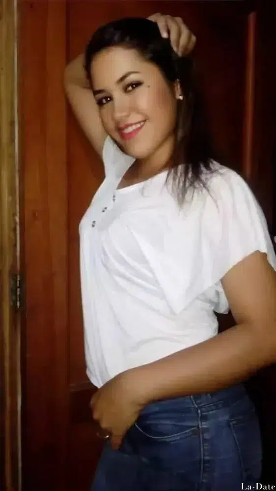 Mariana Profile image 3