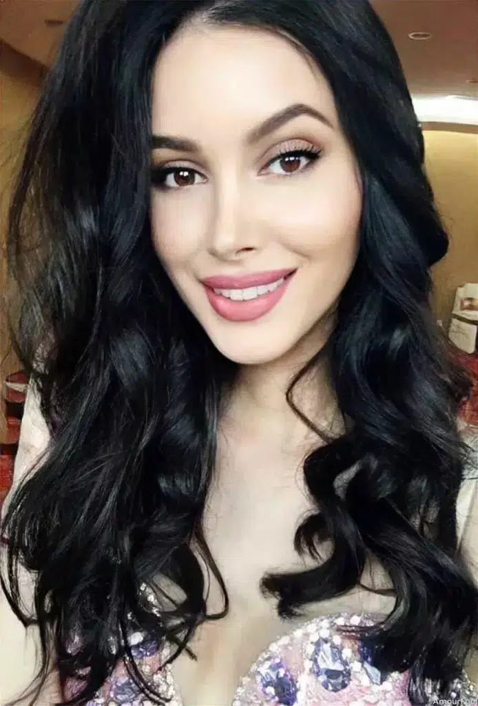 Viktoriia Profile image 4