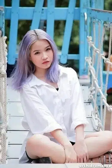 Huyen Profile image 4