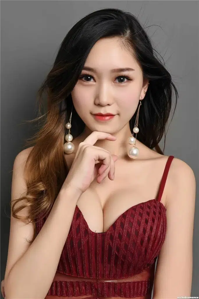 Lanhua Profile image 3
