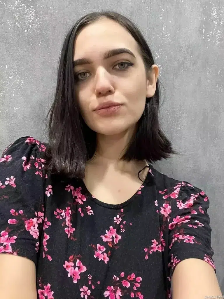 Tatiana Profile image 4