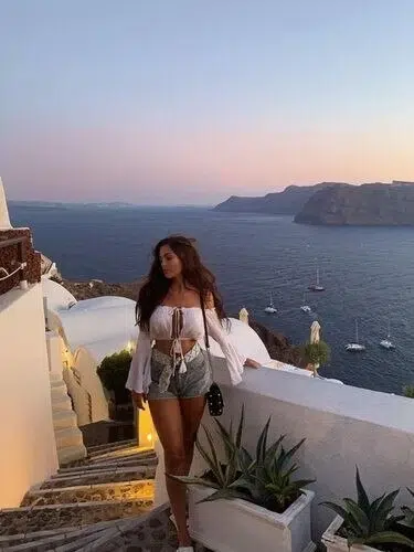Alexxxbby Profile image 1