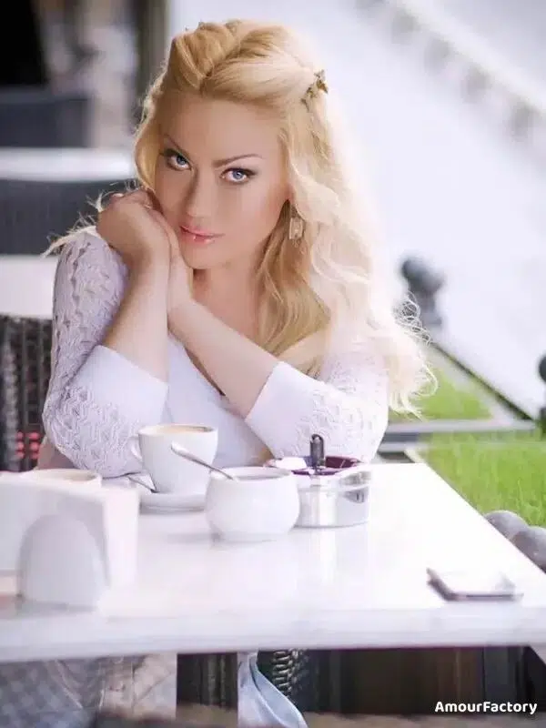 Vera Profile image 1