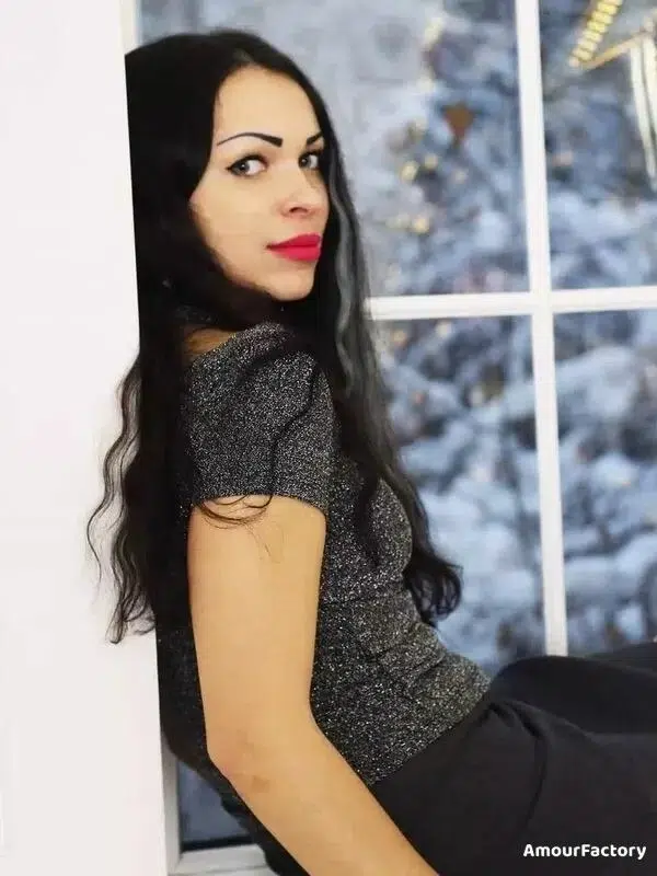 Melisa Profile image 4