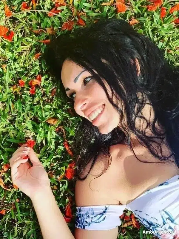 Melisa Profile image 2