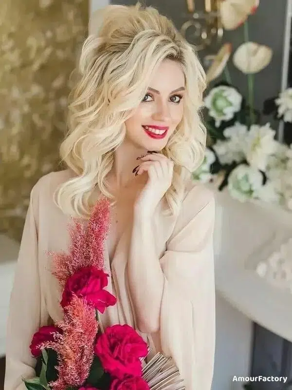 Viktoria Profile image 4